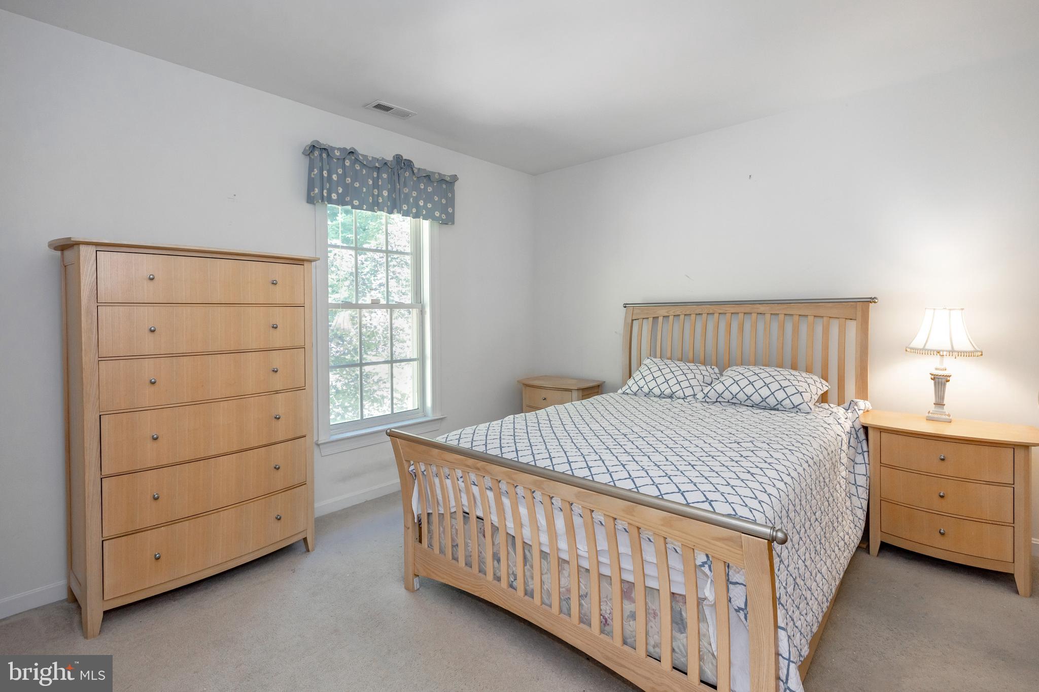 208 Excalibur Dr