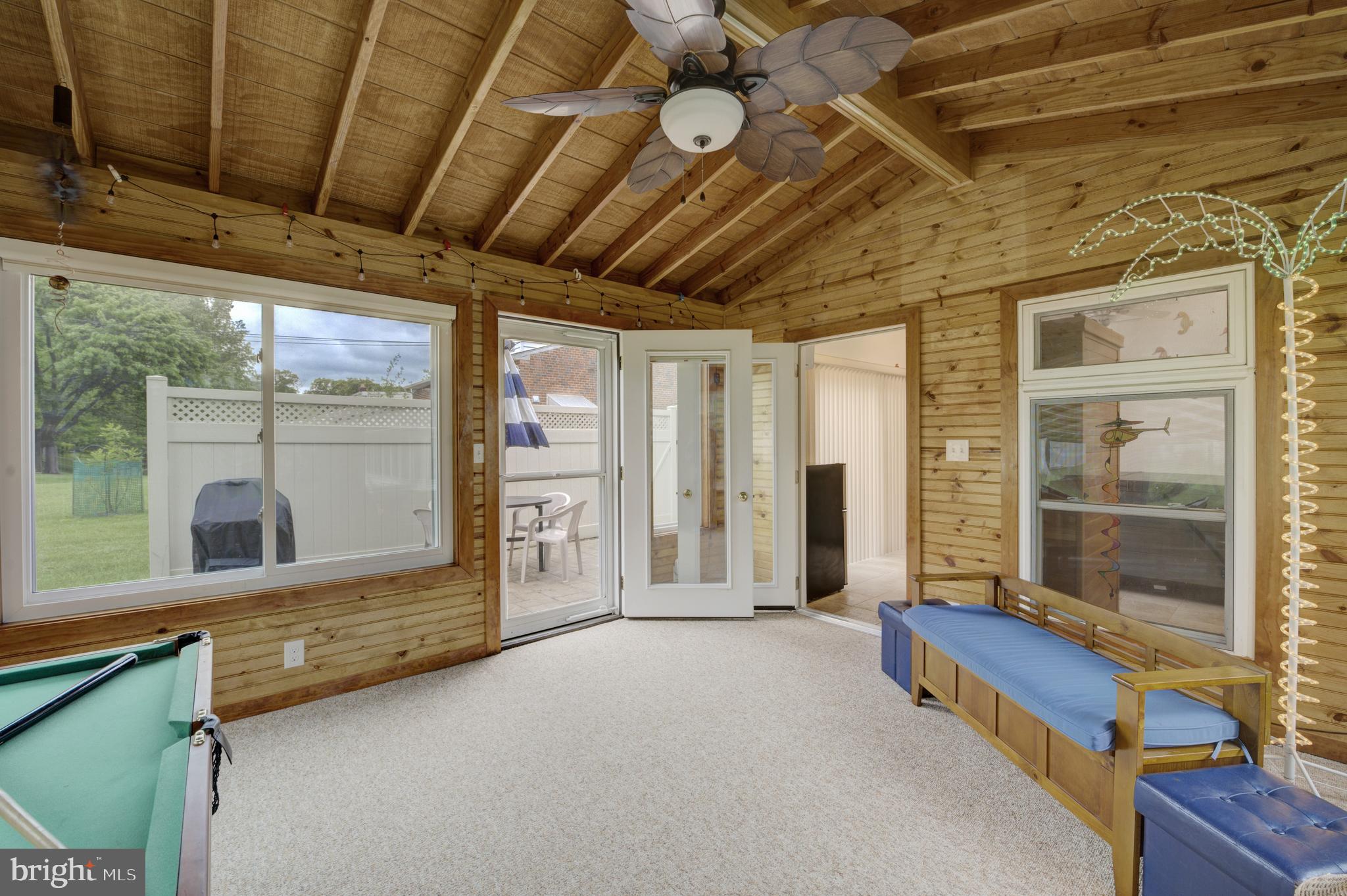 9 Lincoln Ln