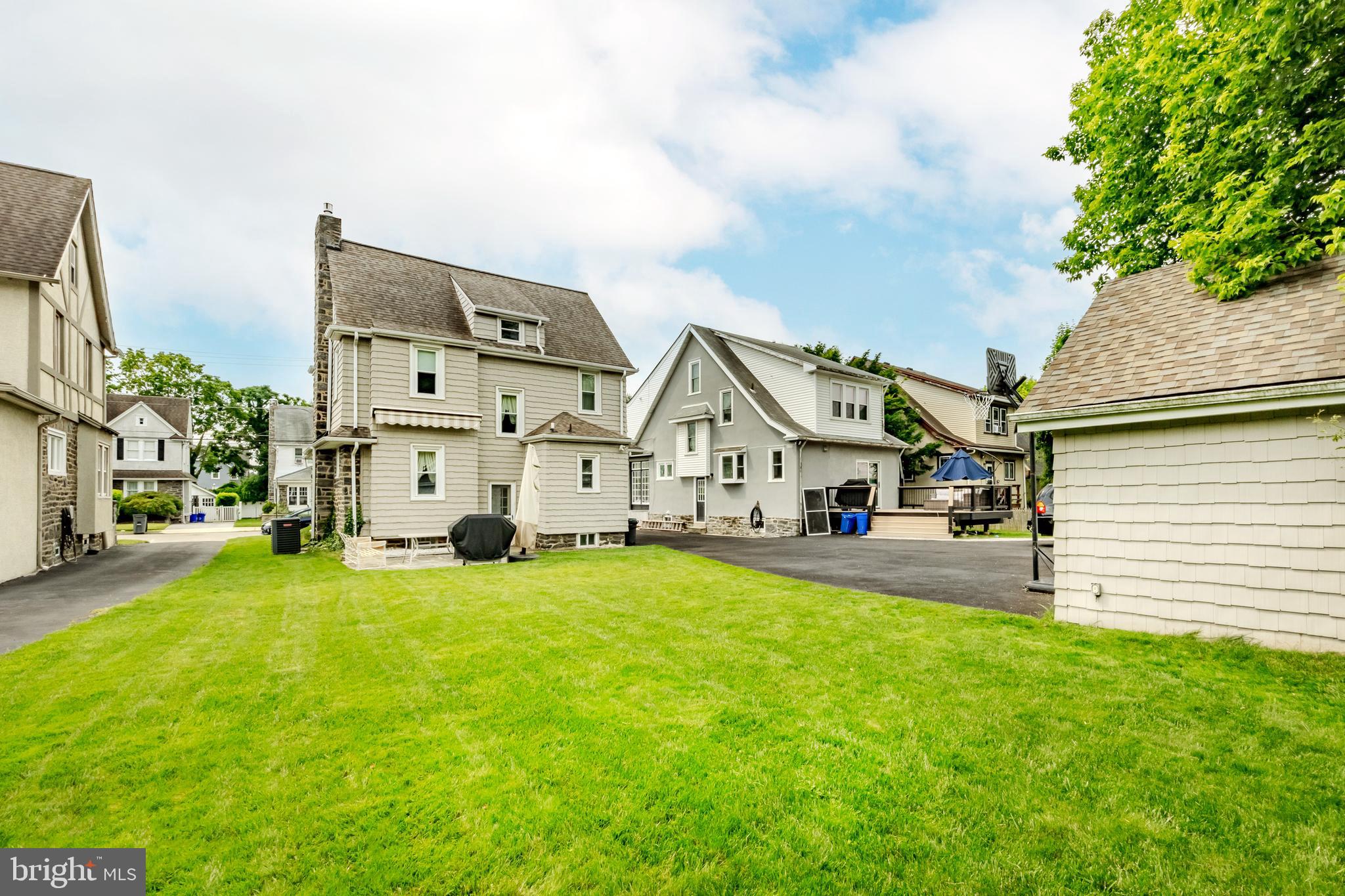 10 Kathmere Rd