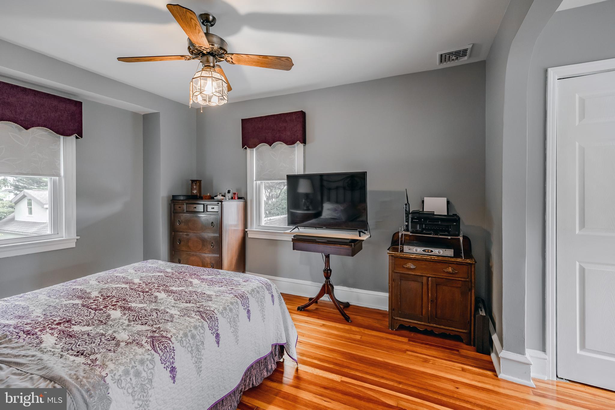 10 Kathmere Rd