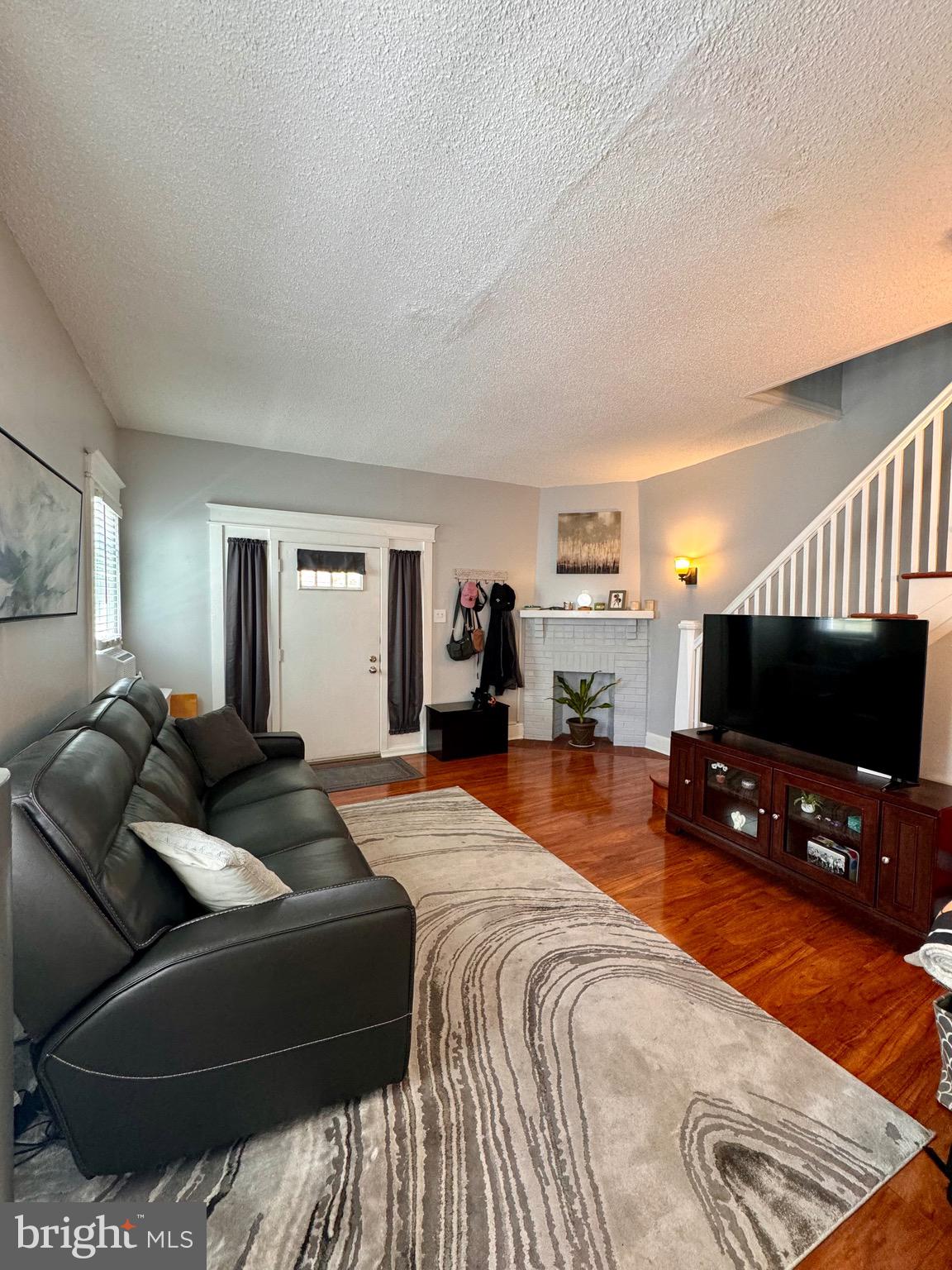1105 WILSON DR