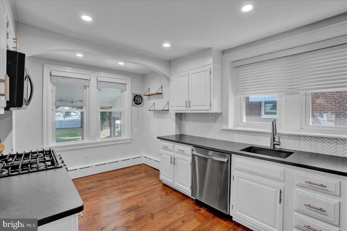 30 Kathmere Rd