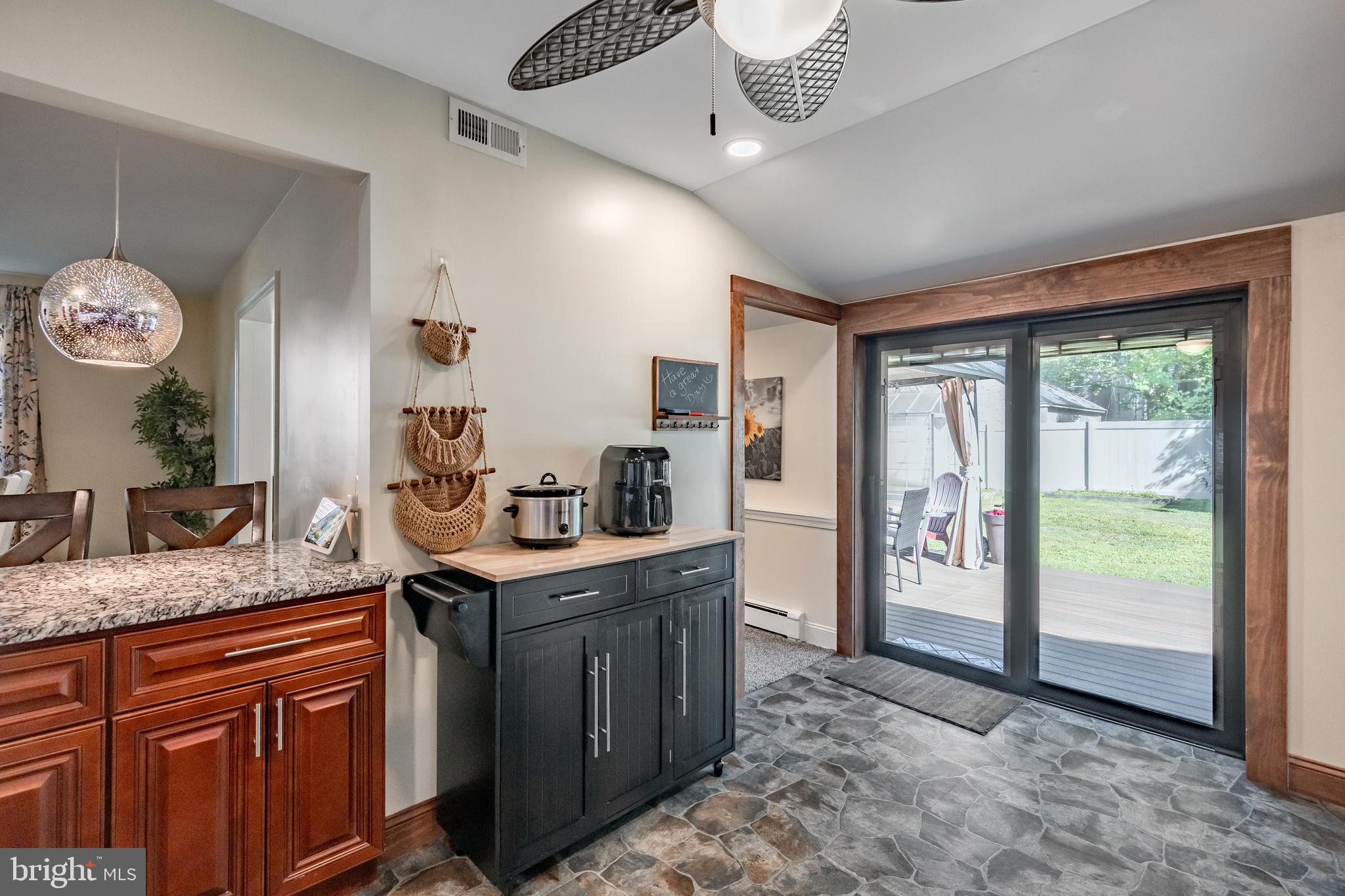 148 W Clearfield Rd