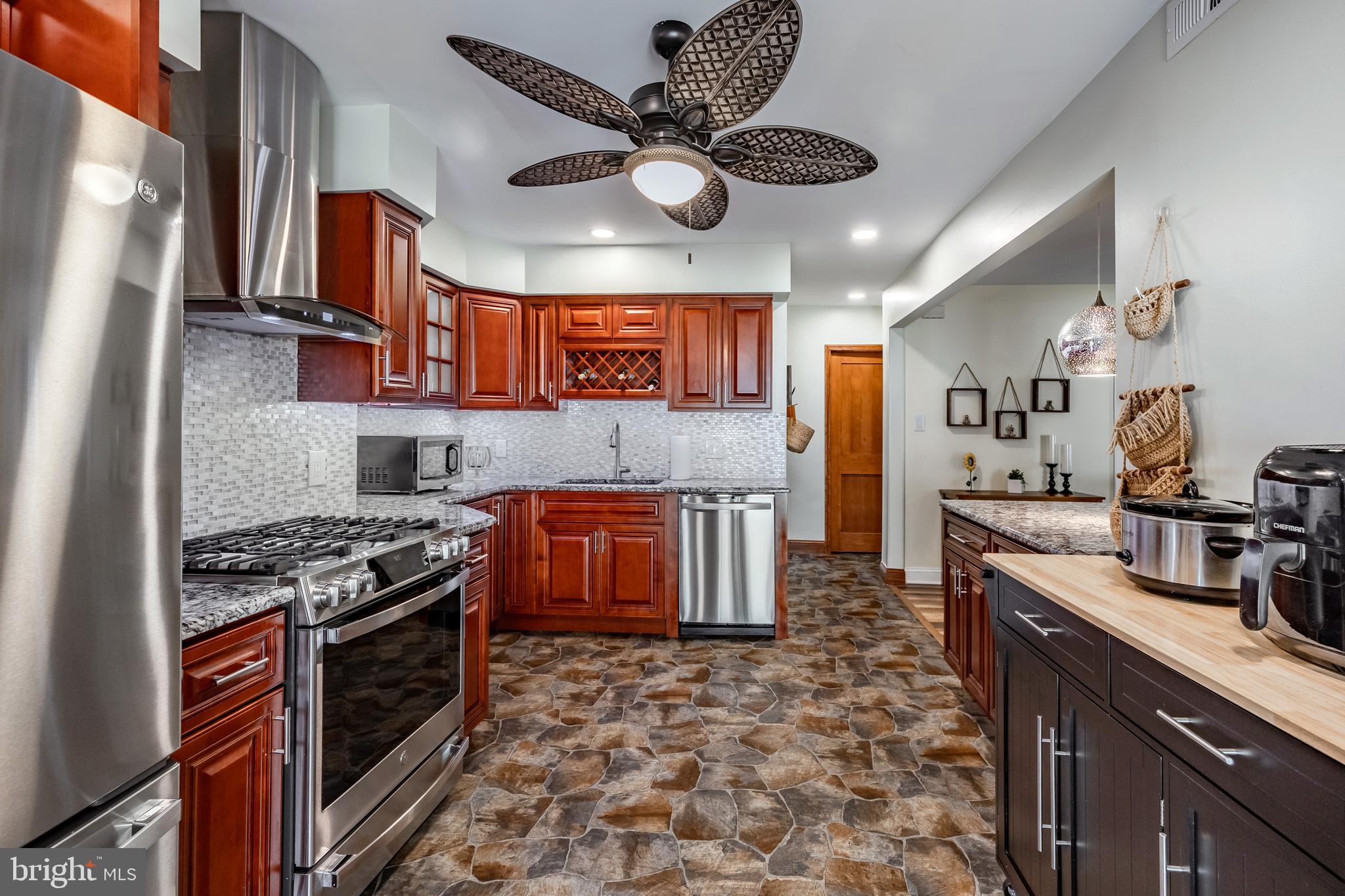 148 W Clearfield Rd