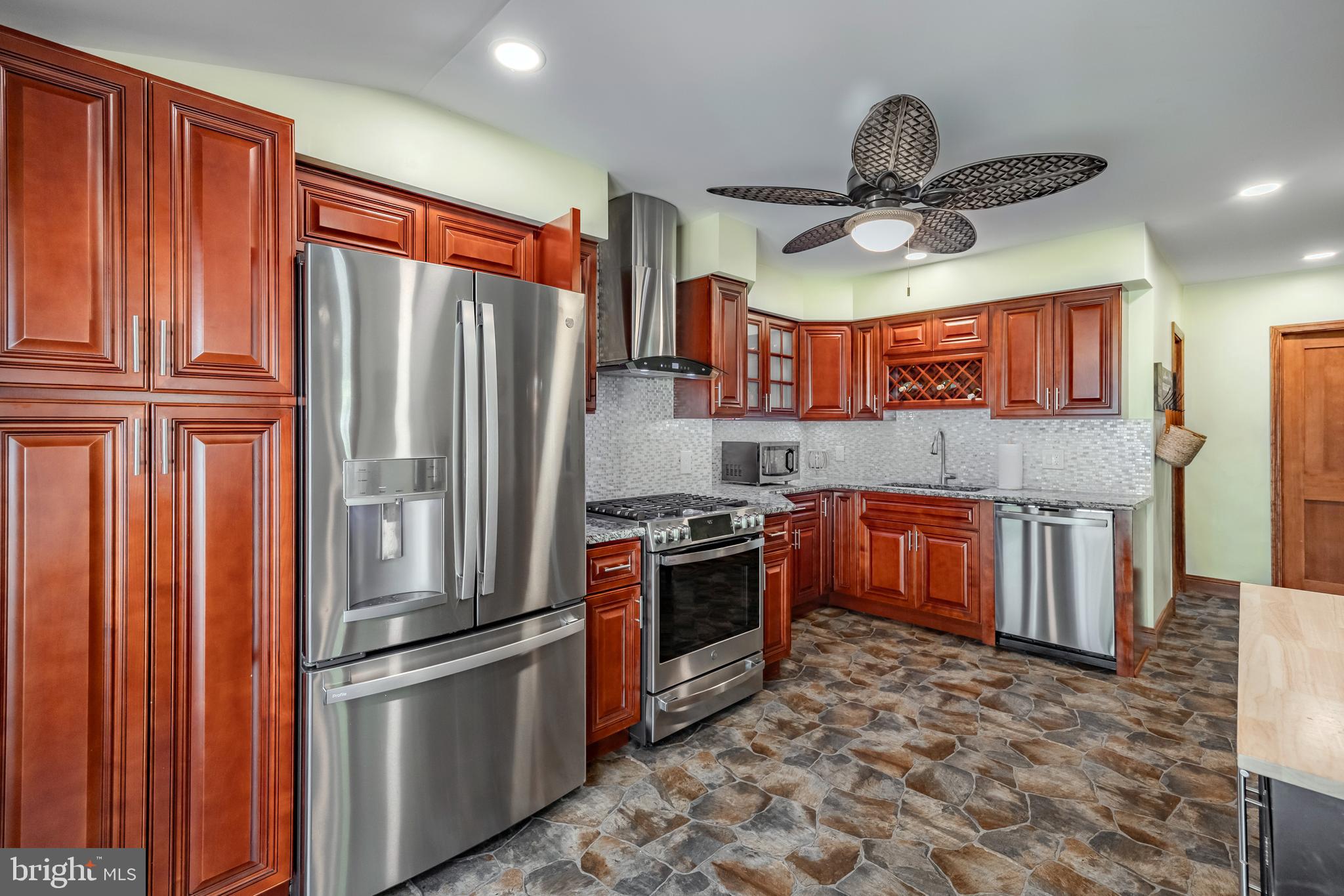148 W Clearfield Rd