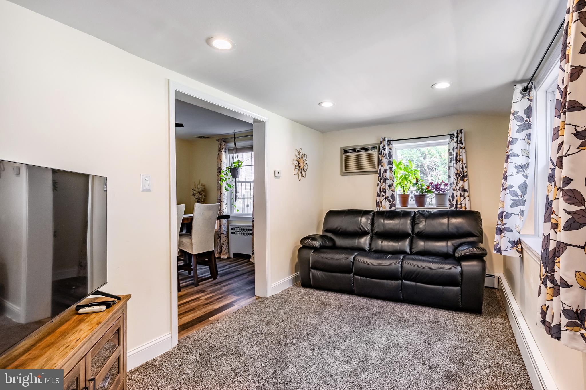 148 W Clearfield Rd