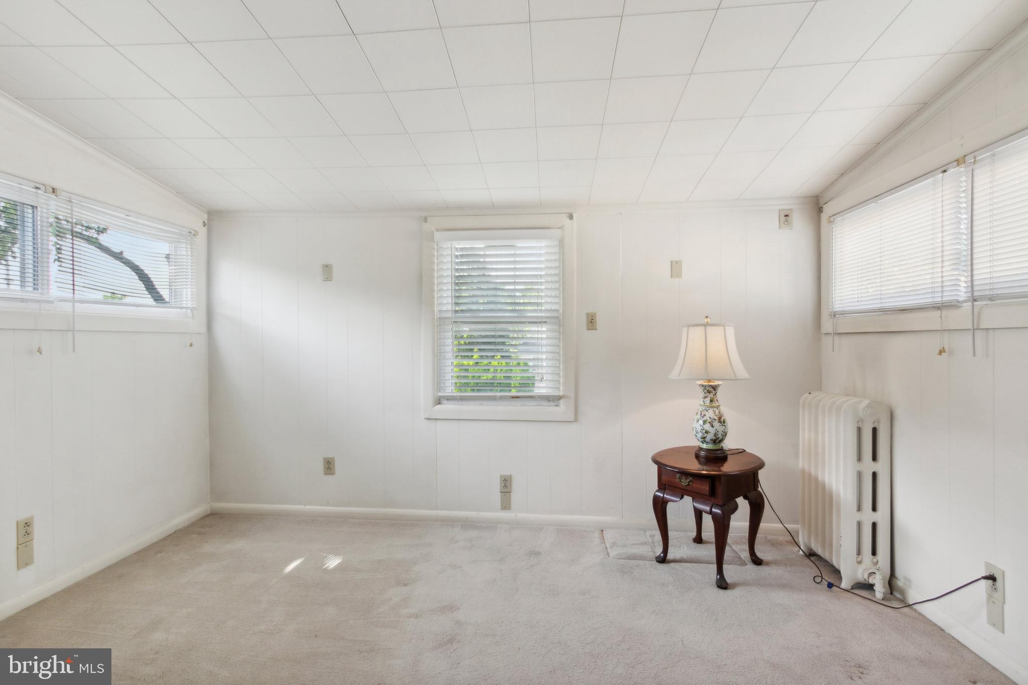 40 Hastings Ave