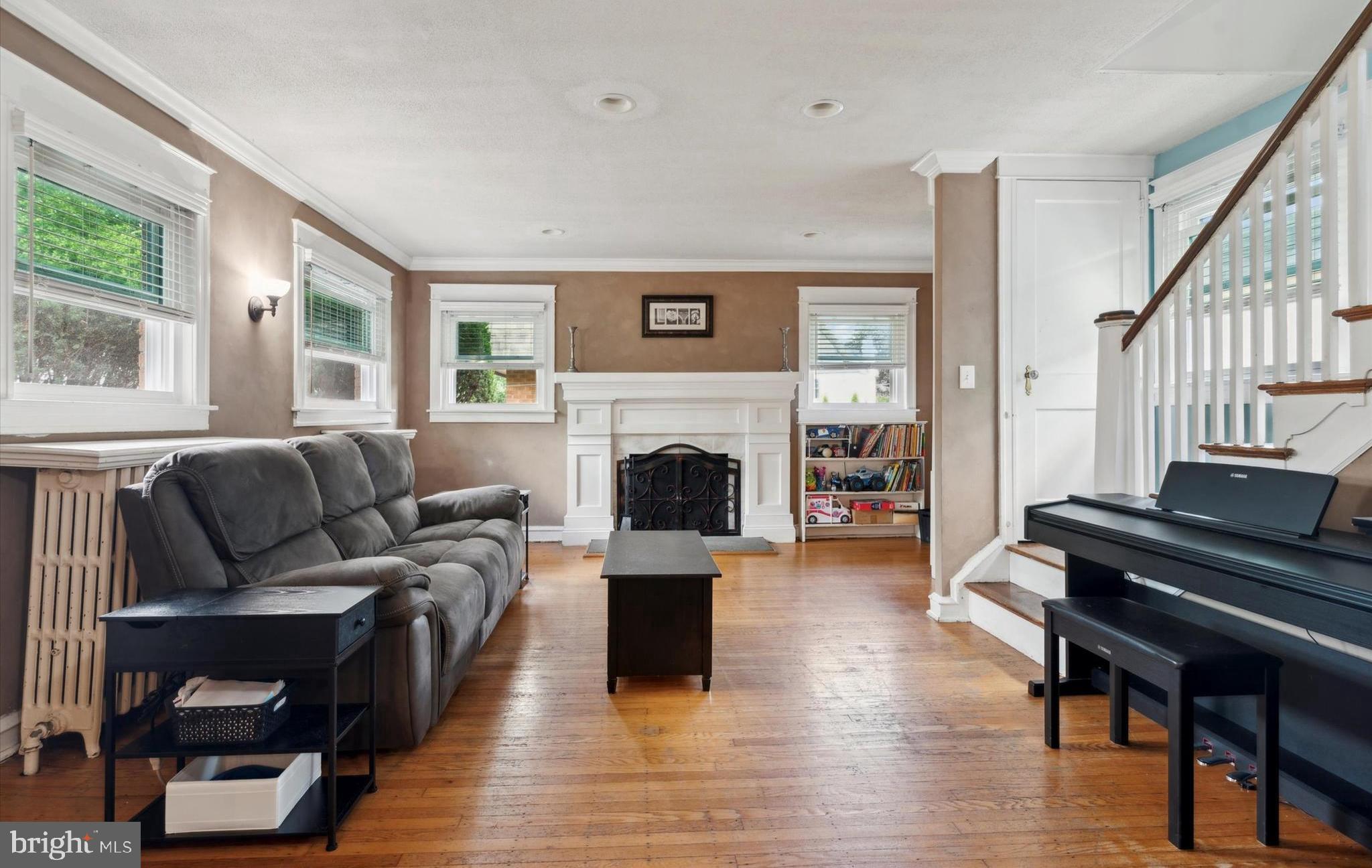 2316 Belmont Ave