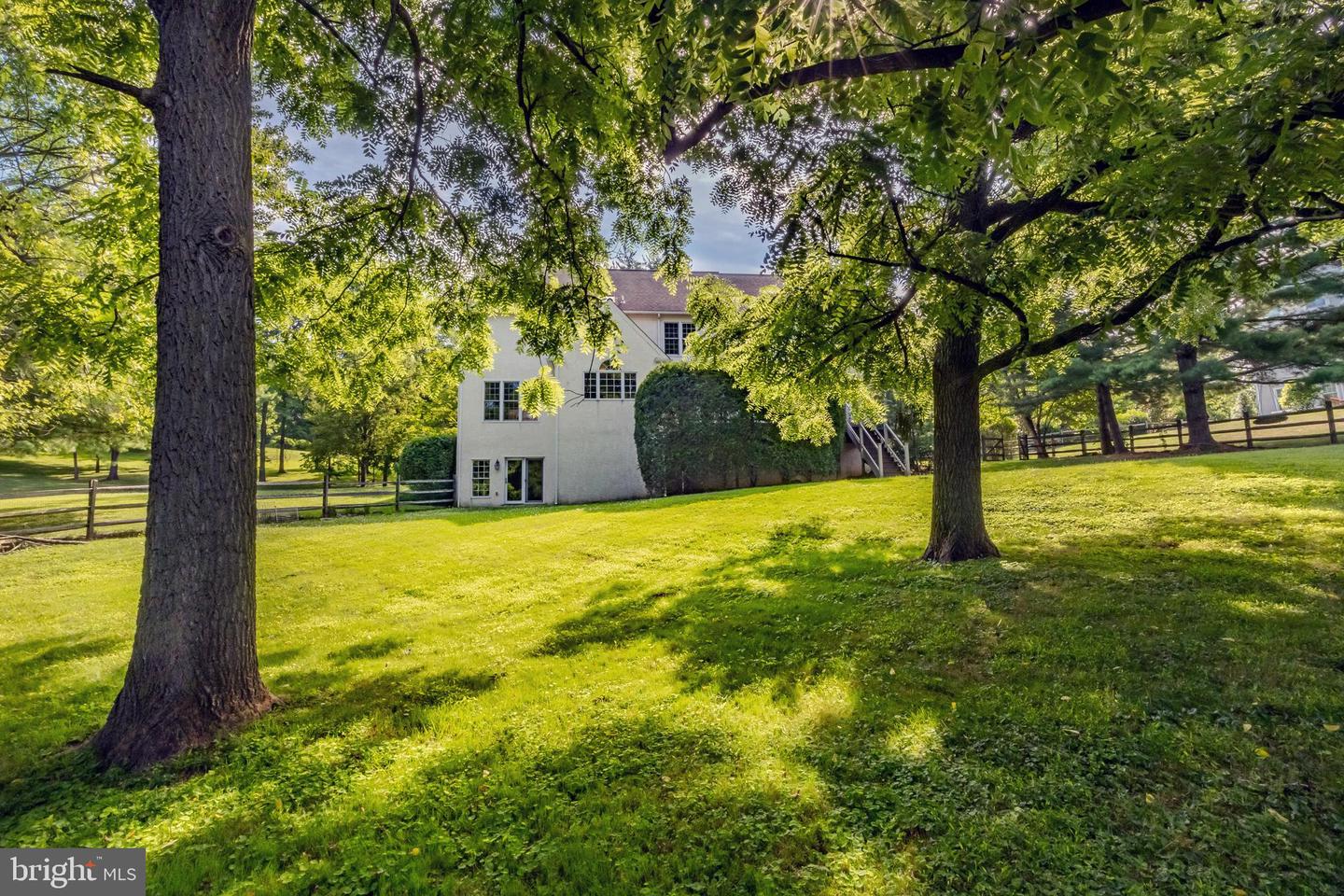 104 Leighton Dr
