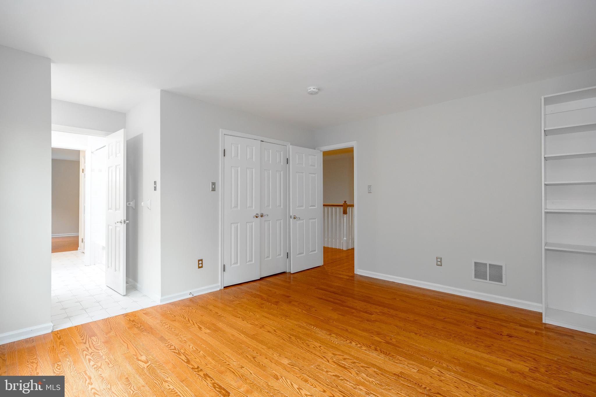 104 Leighton Dr