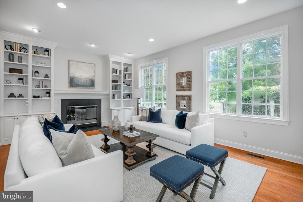 104 Leighton Dr