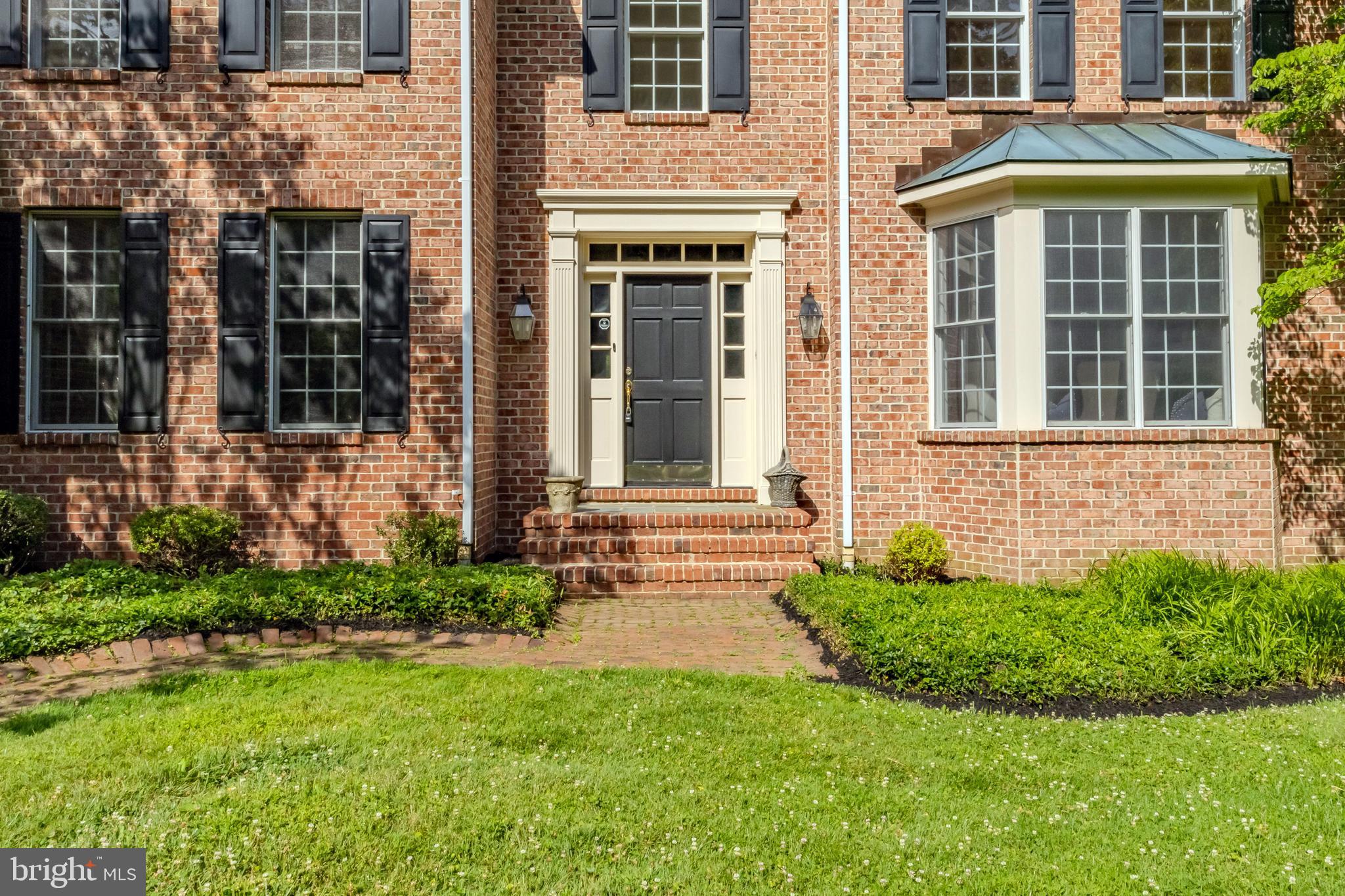 104 Leighton Dr