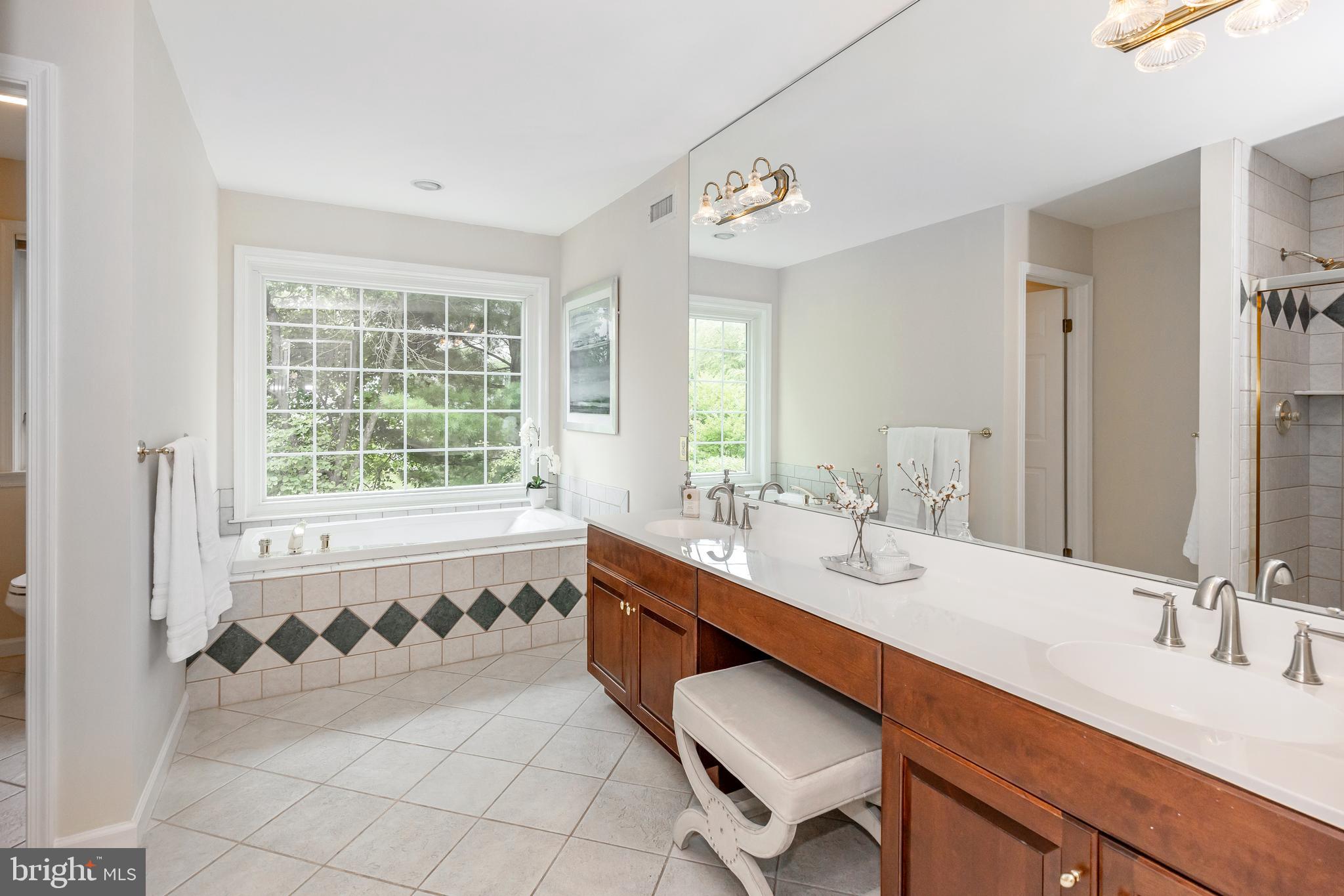 104 Leighton Dr