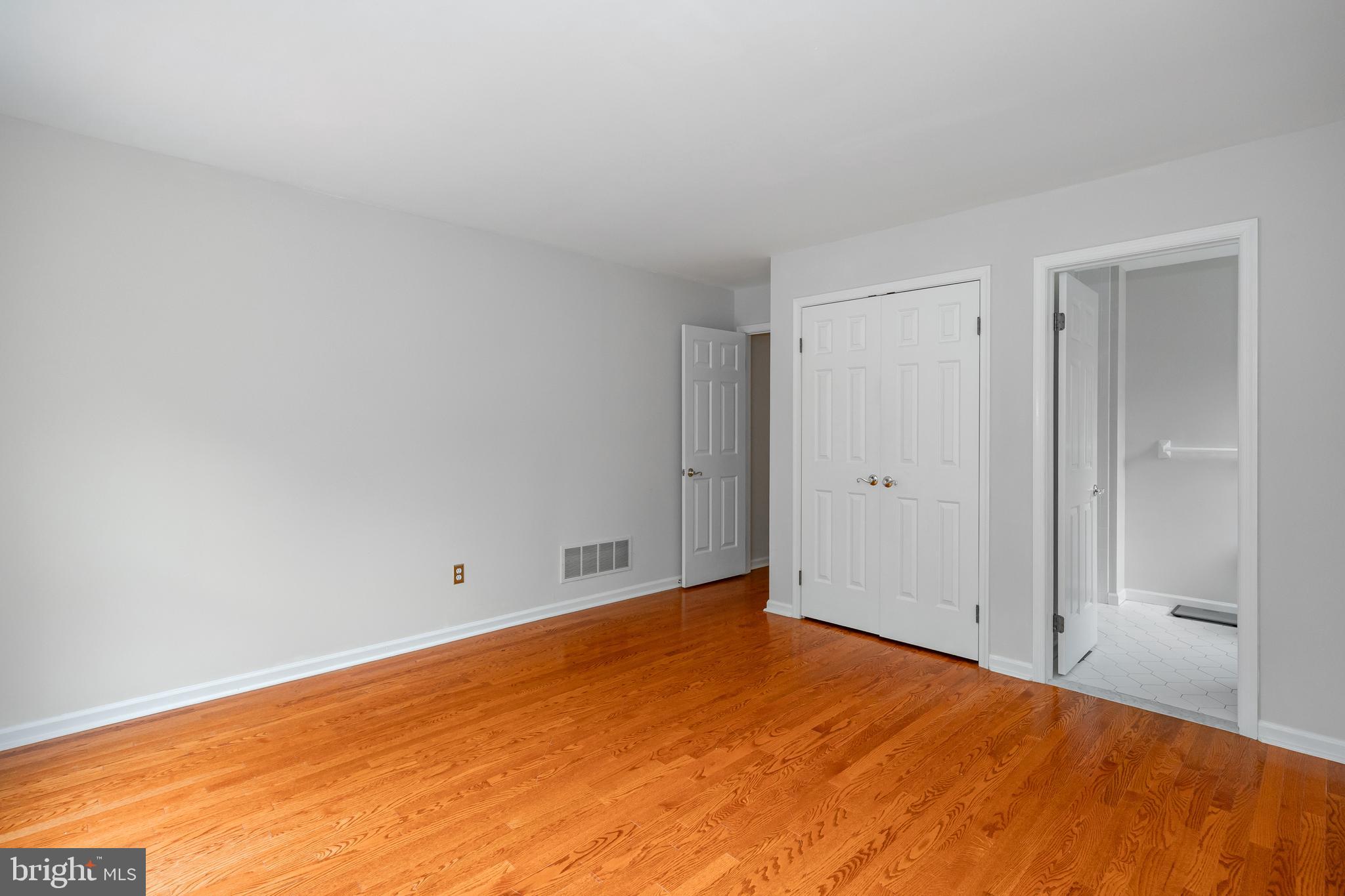 104 Leighton Dr
