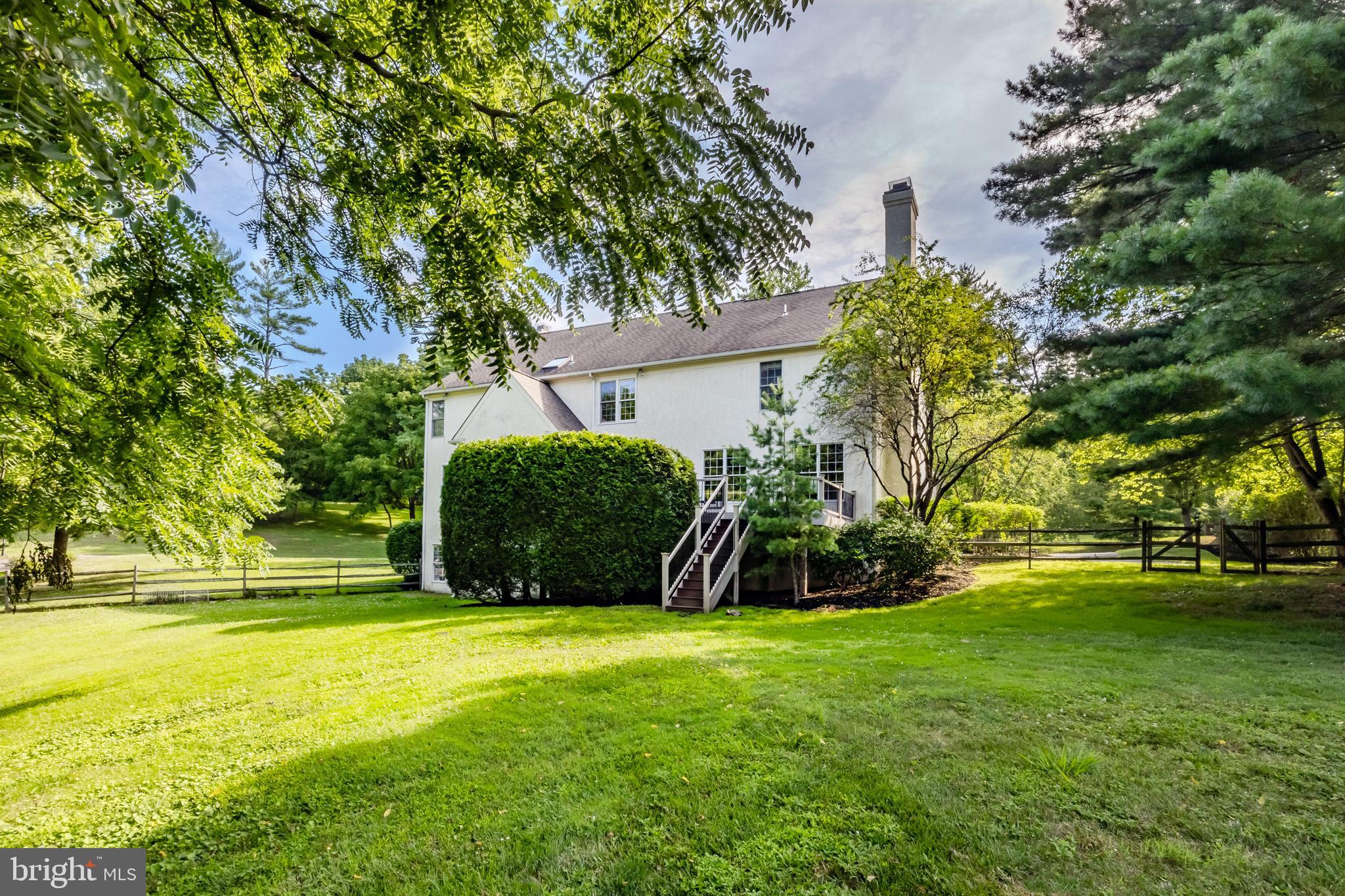 104 Leighton Dr