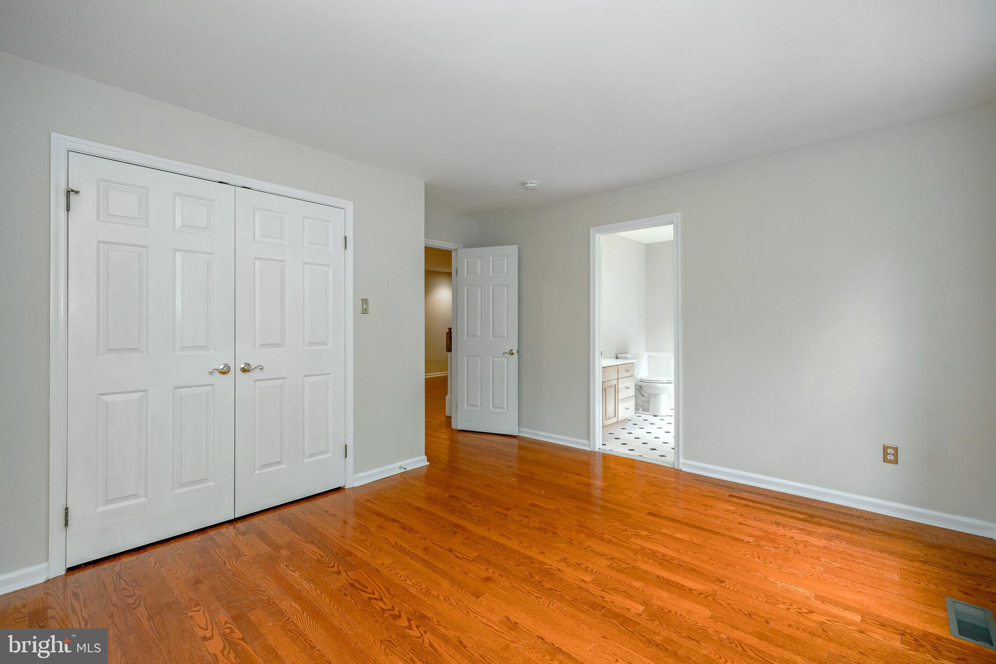 104 Leighton Dr