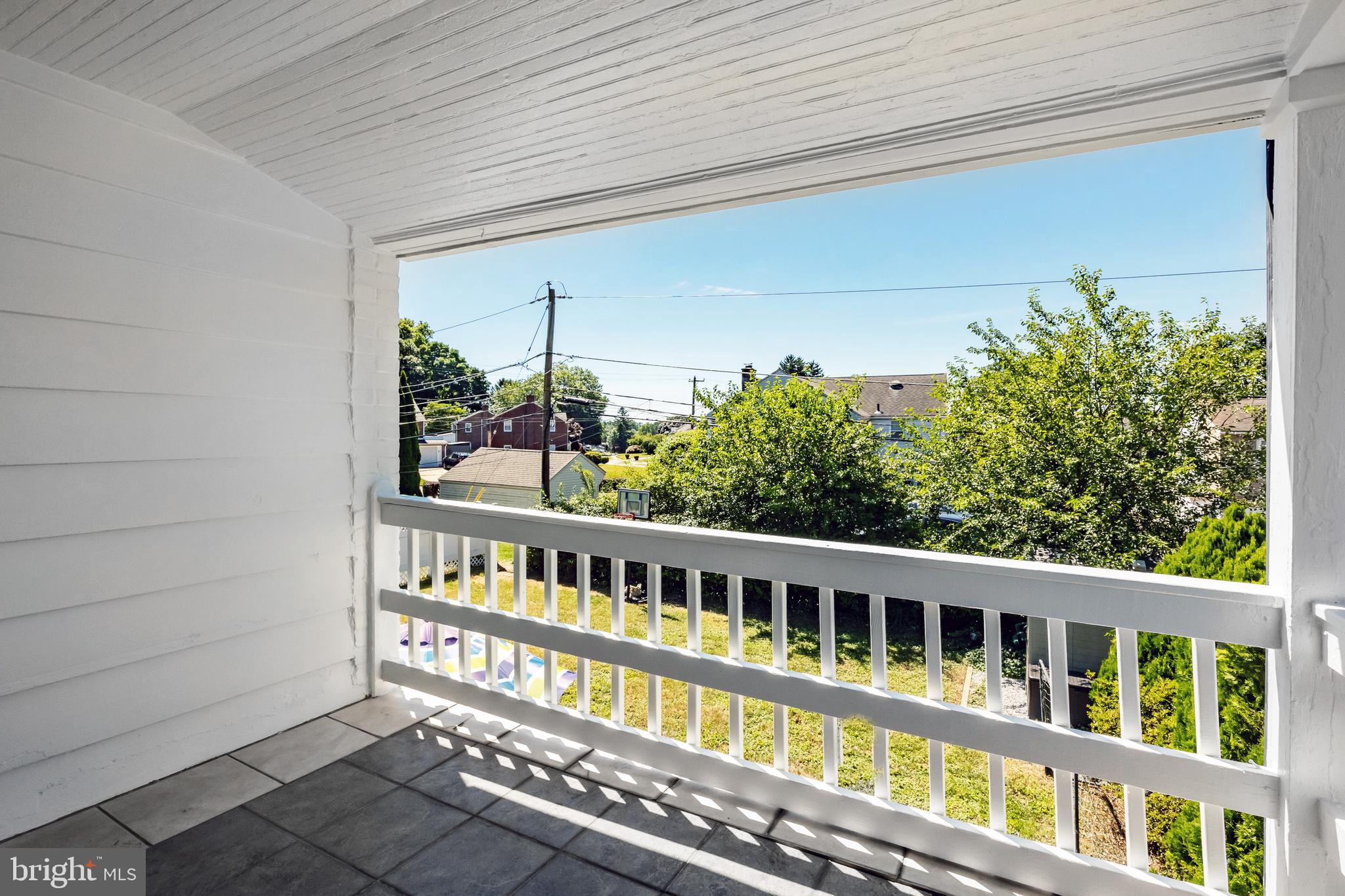 1409 Burmont Rd