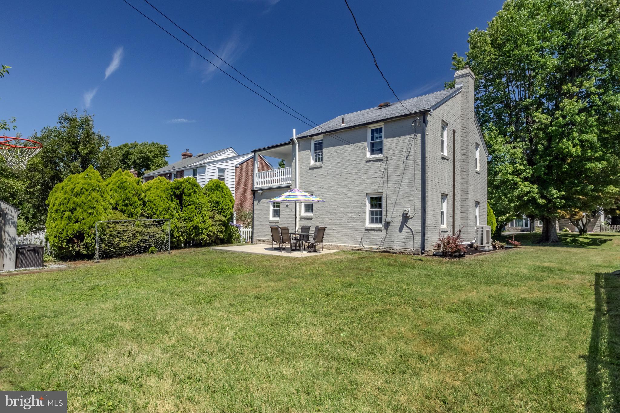 1409 Burmont Rd