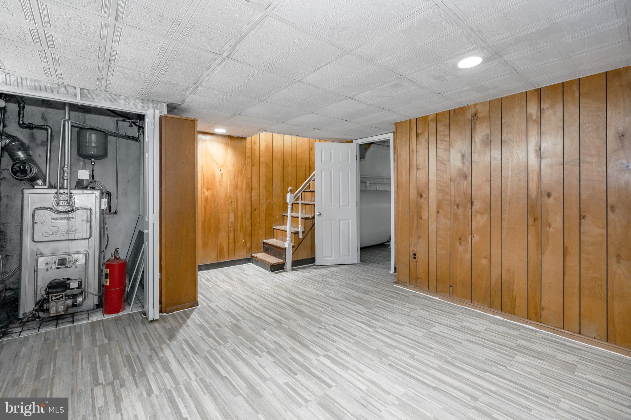 242 le Carra Dr