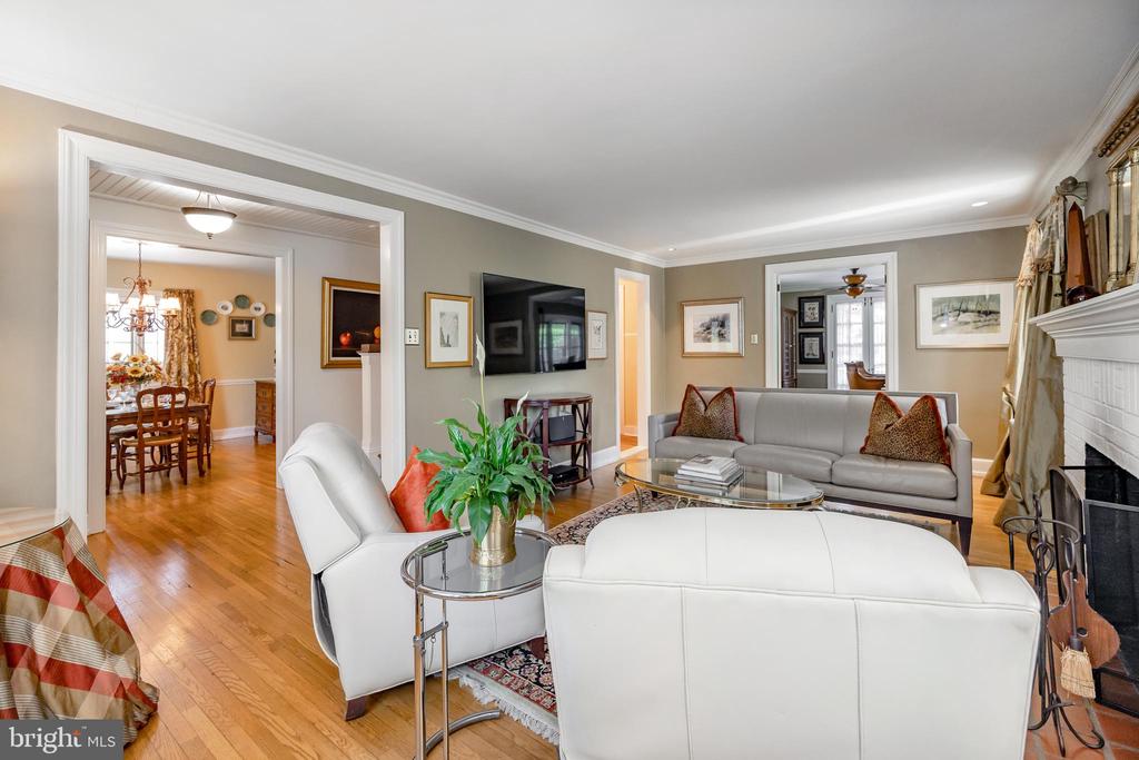 901 Drexel Ave