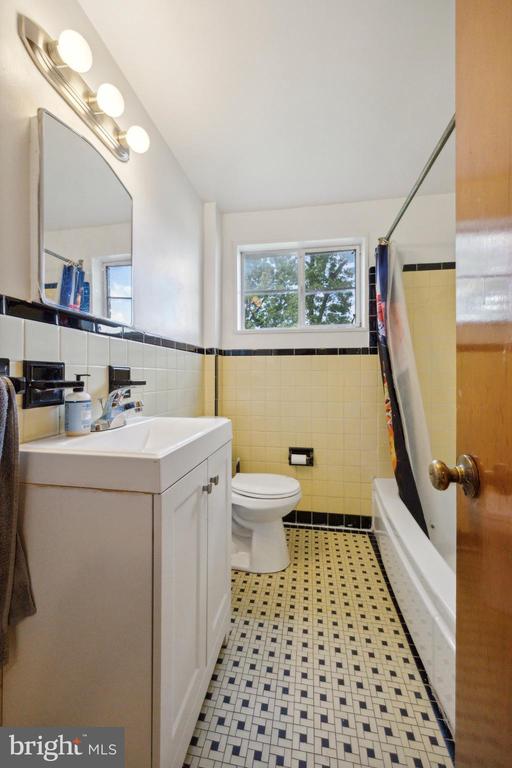 111 Felton Ave