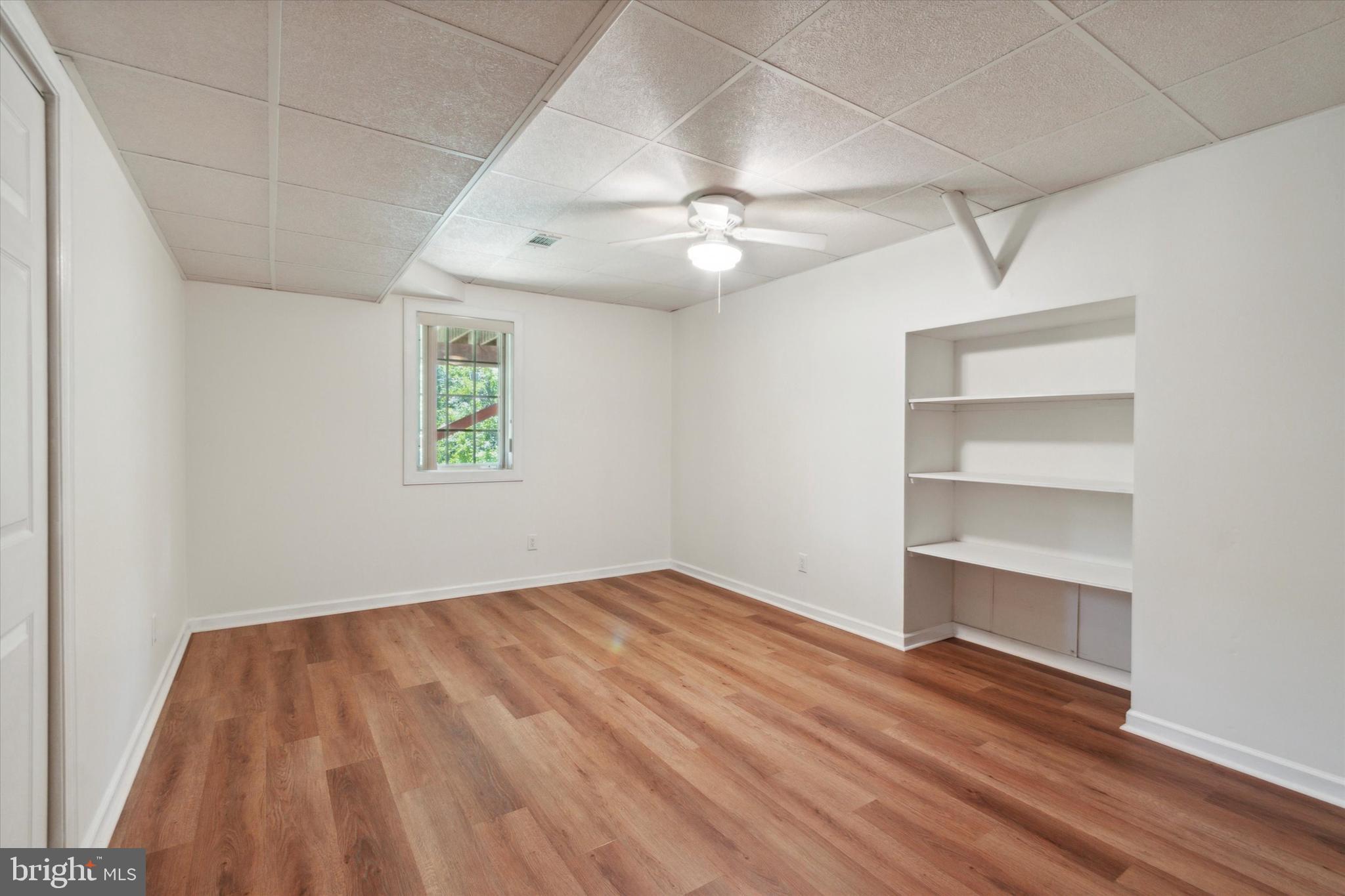 5057 Brittany Ln