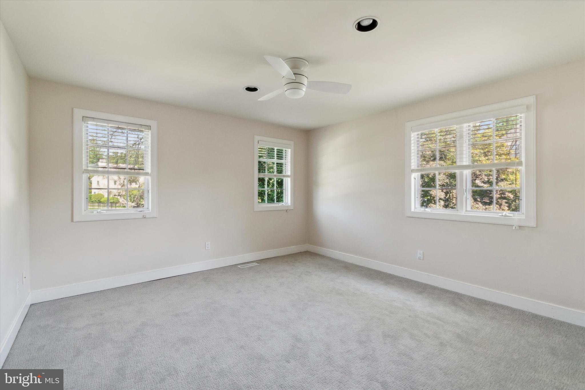 5057 Brittany Ln