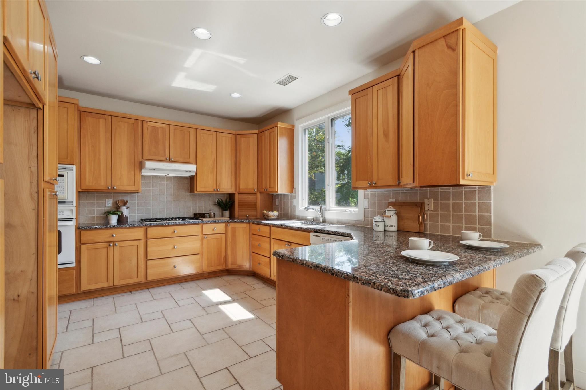 5057 Brittany Ln