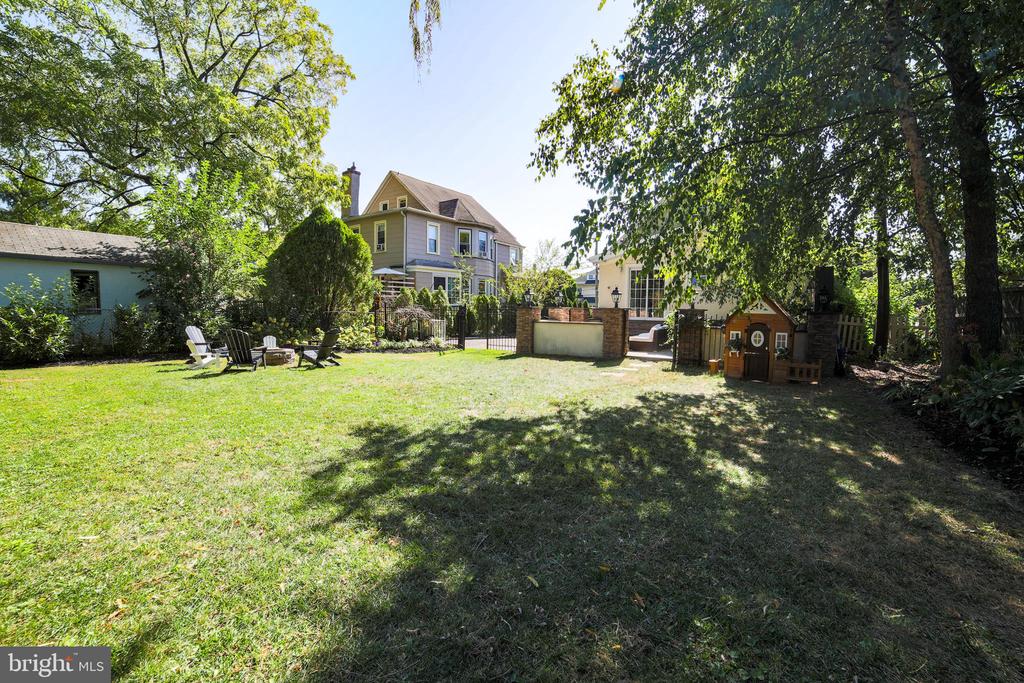 30 Ralston Ave