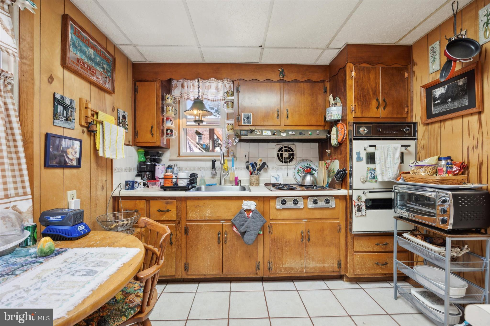 229 E Leamy Ave