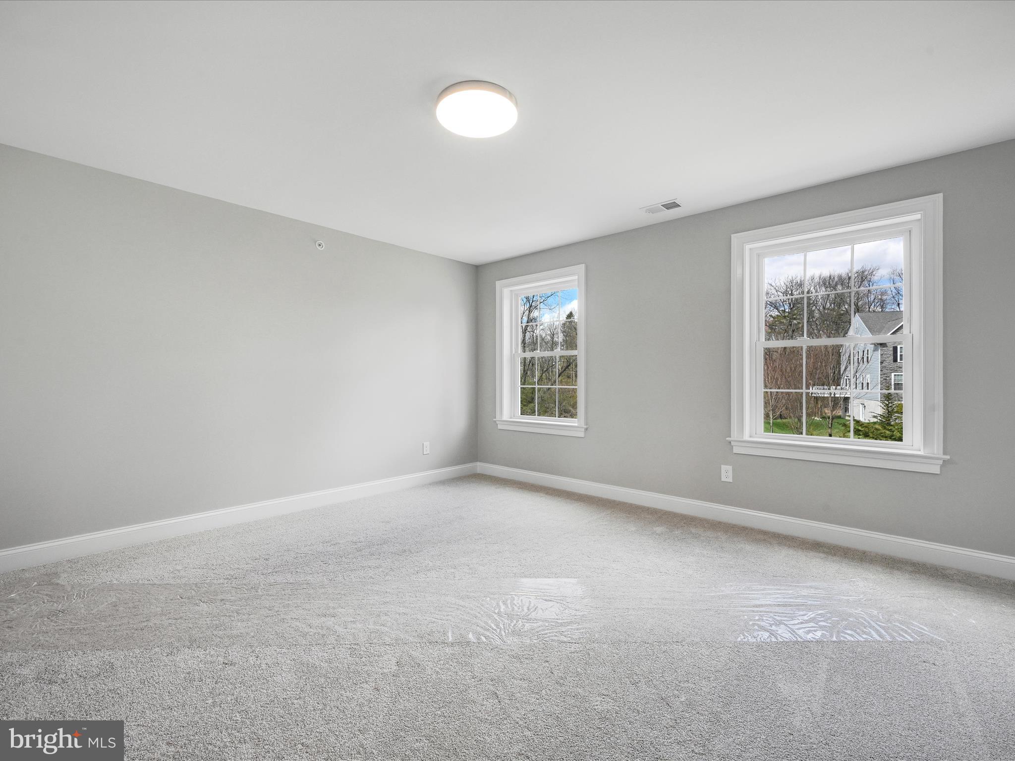101 N Newtown Street Rd