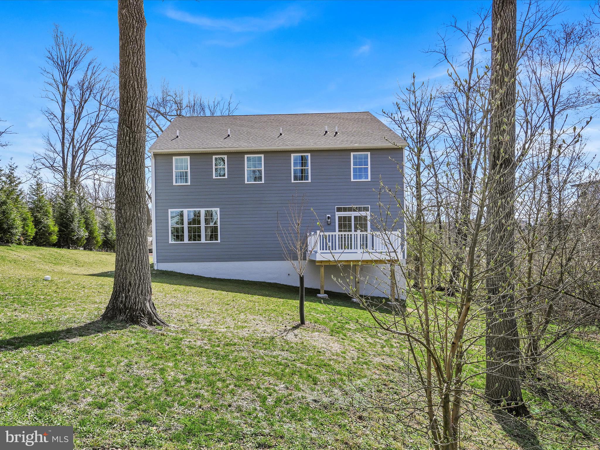 101 N Newtown Street Rd