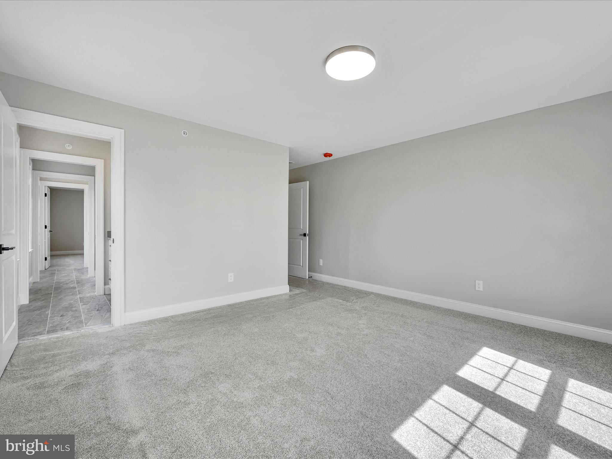 101 N Newtown Street Rd