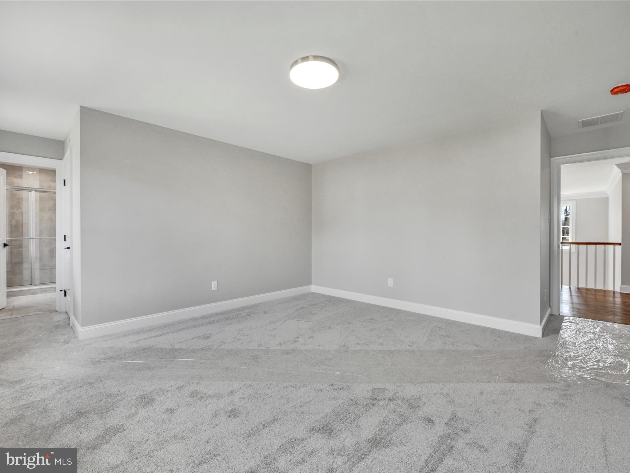 101 N Newtown Street Rd