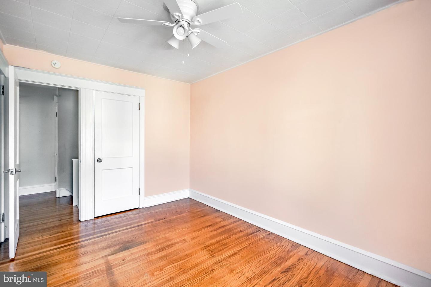 729 Blythe Ave