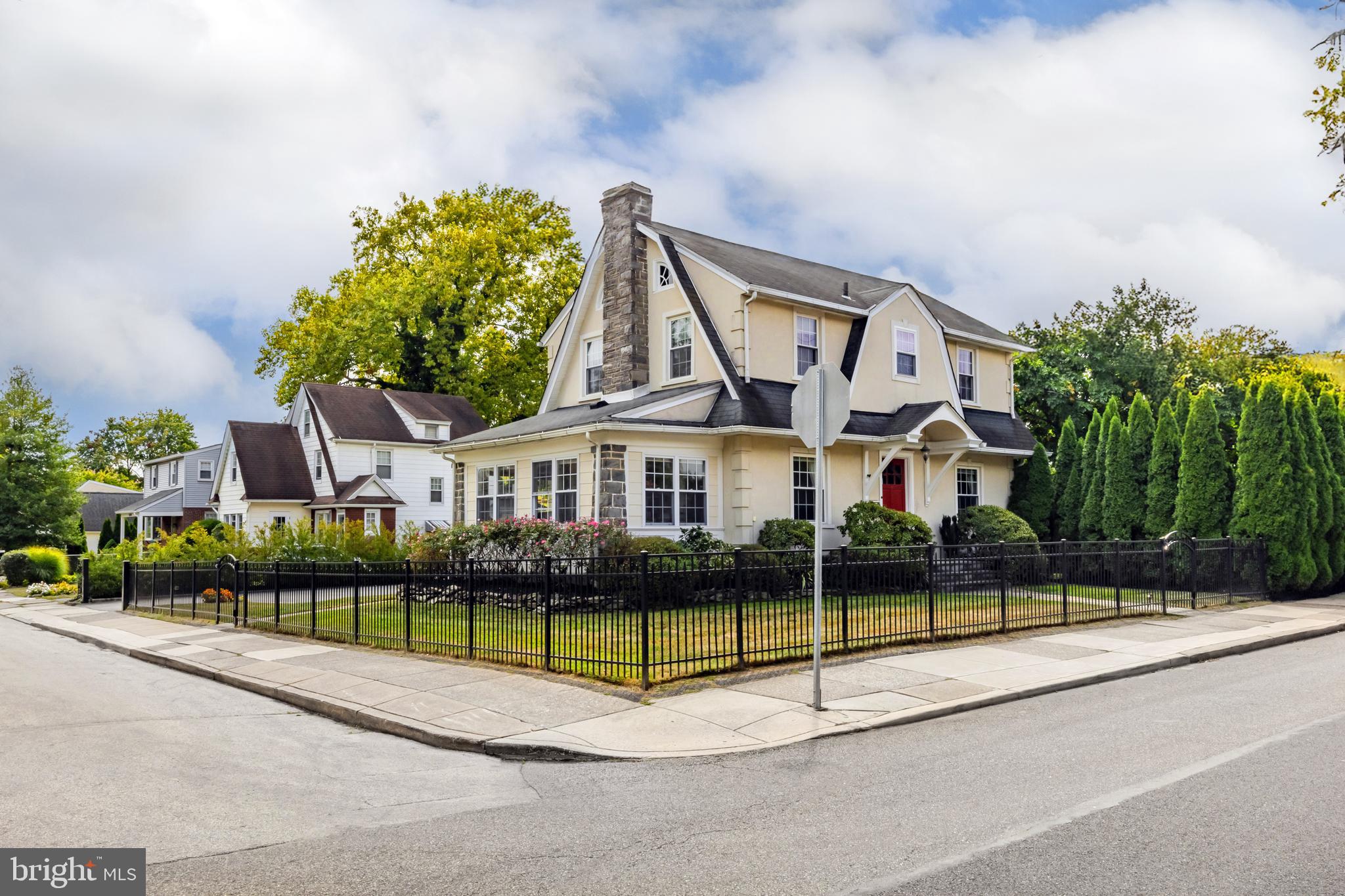 1 Golf Rd