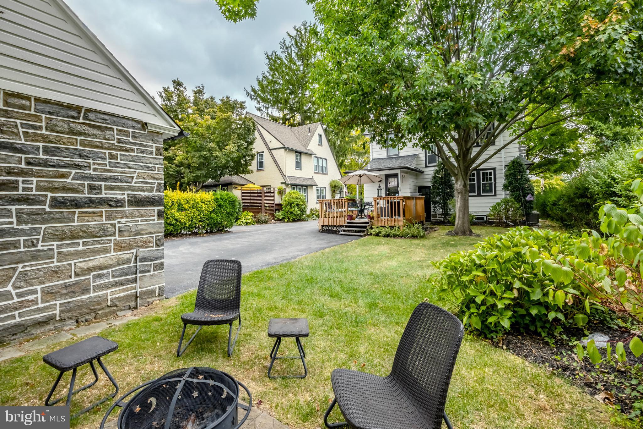2512 W Darby Rd