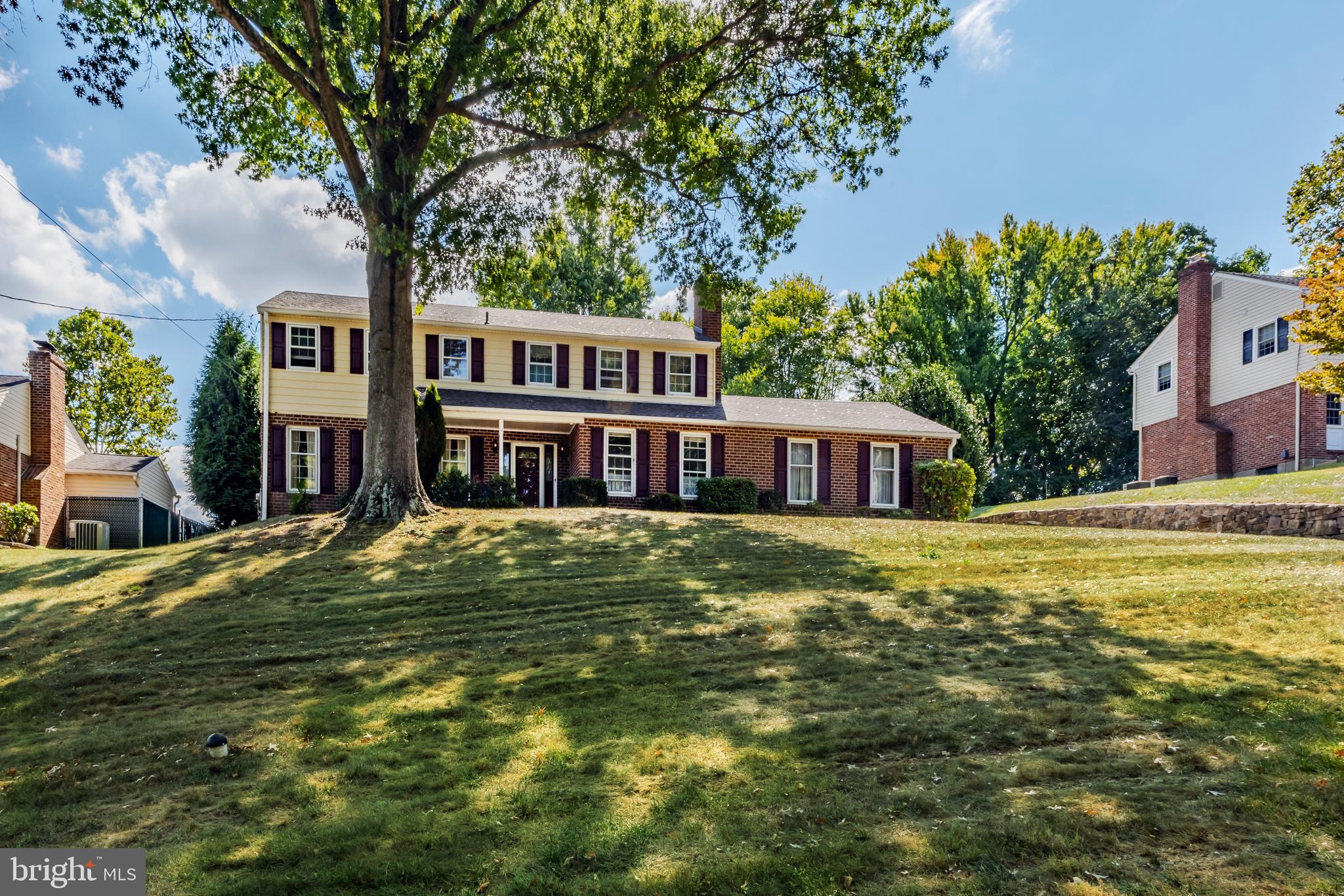 207 Laurel Ln