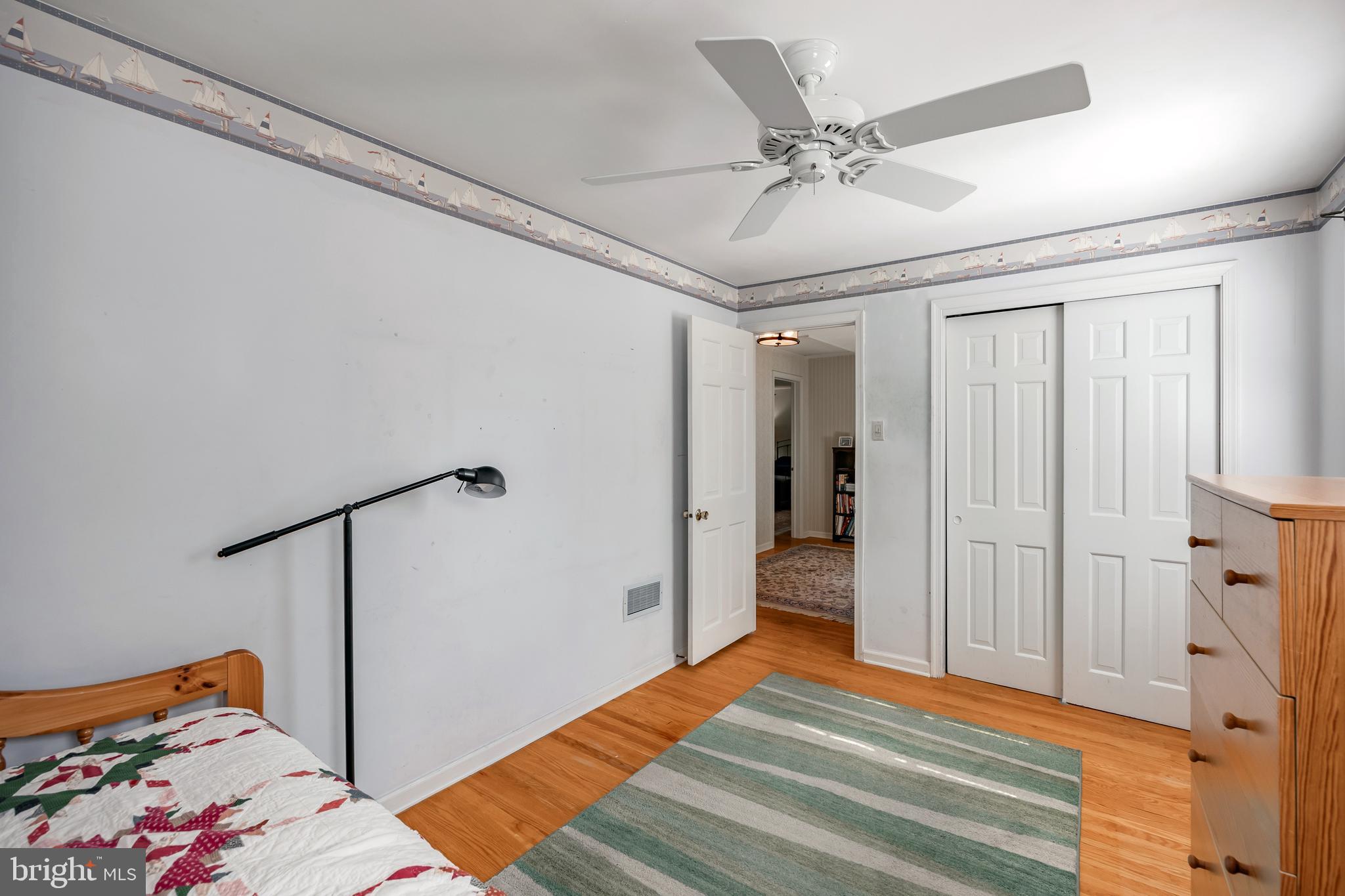 207 Laurel Ln