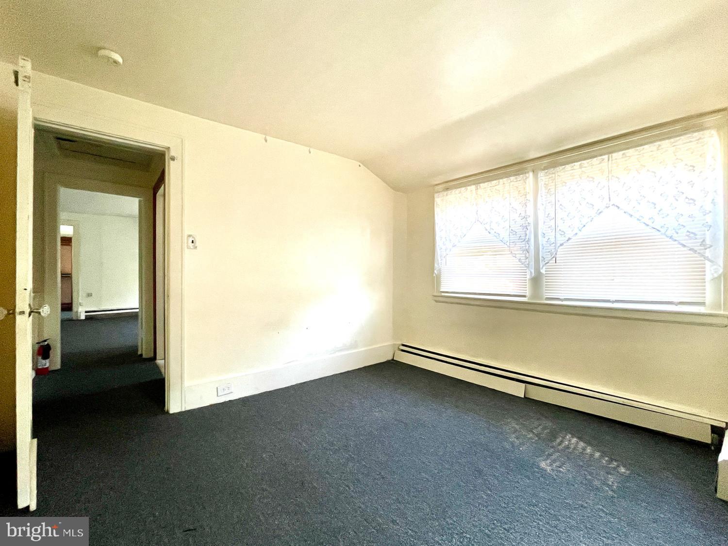 5 HEMLOCK RD