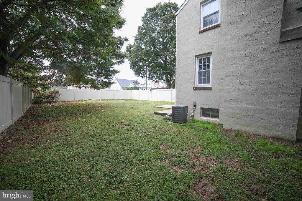 211 1st Ave