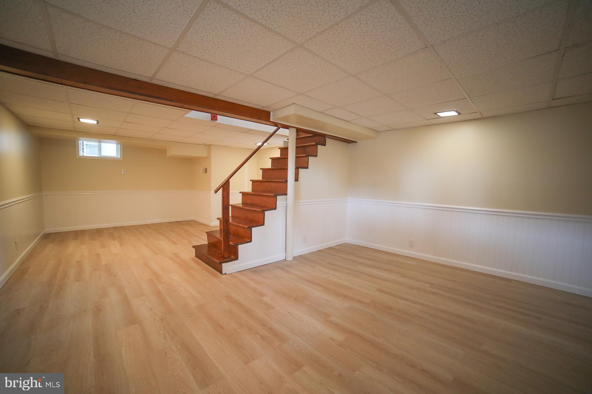 211 1st Ave