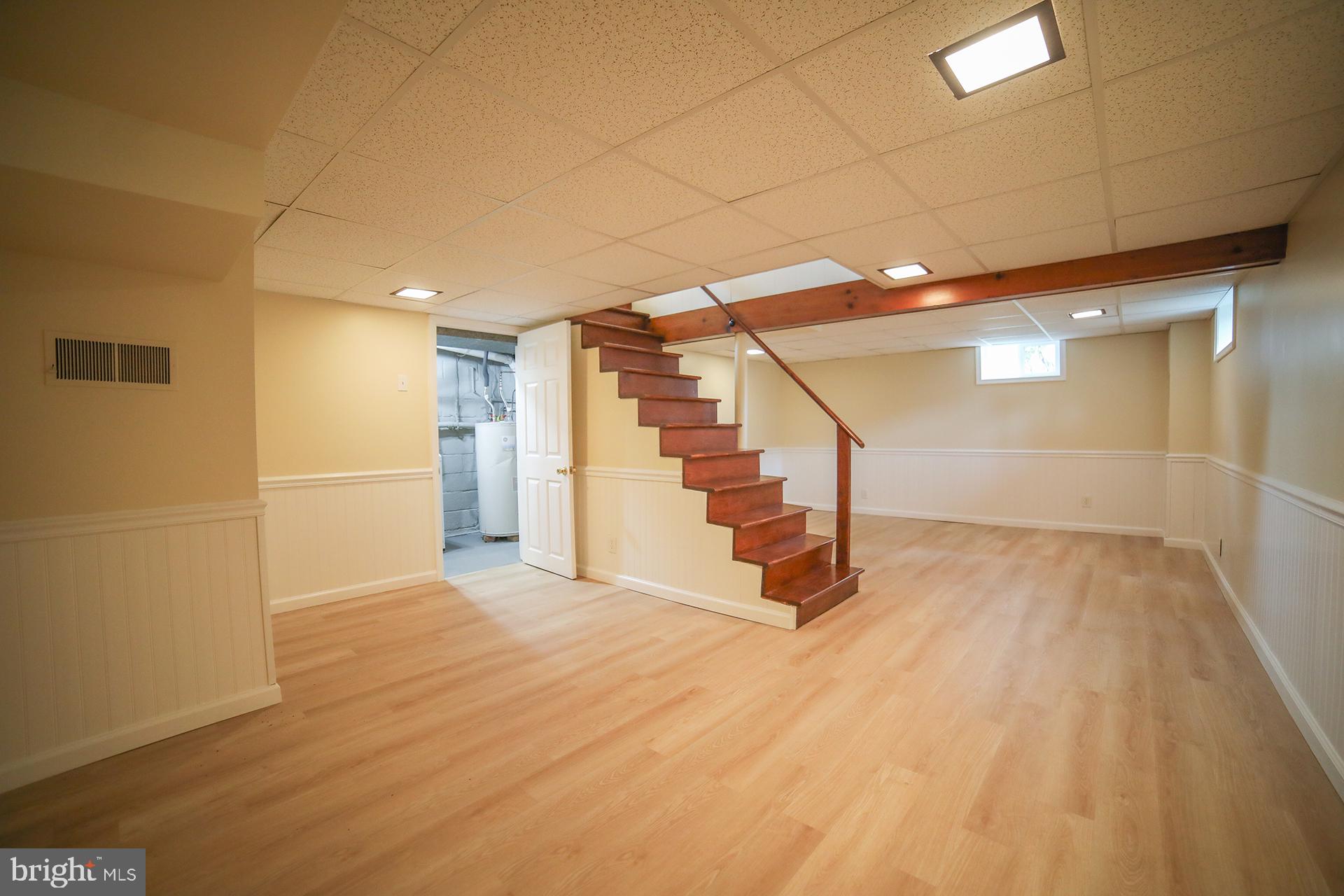 211 1st Ave