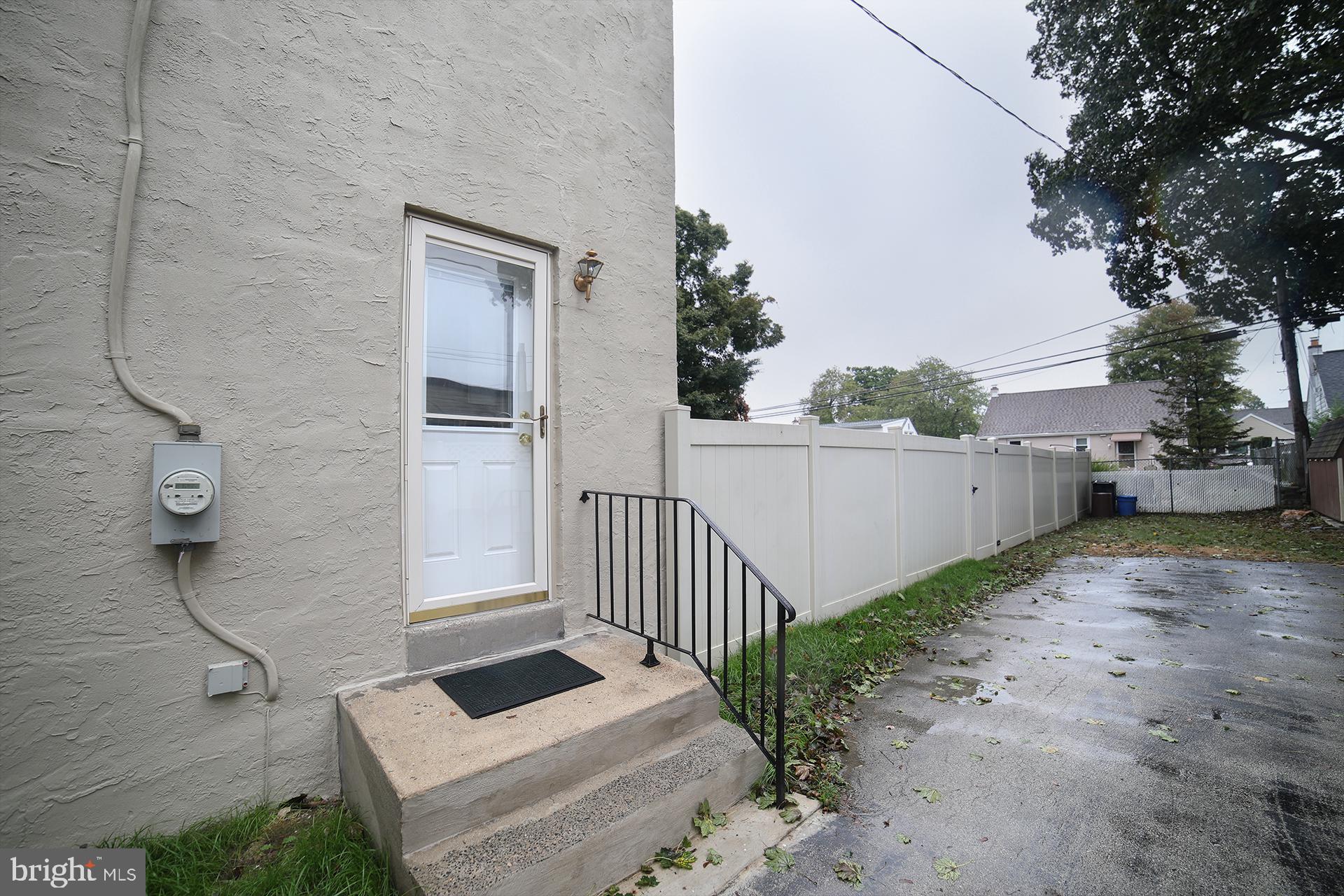 211 1st Ave