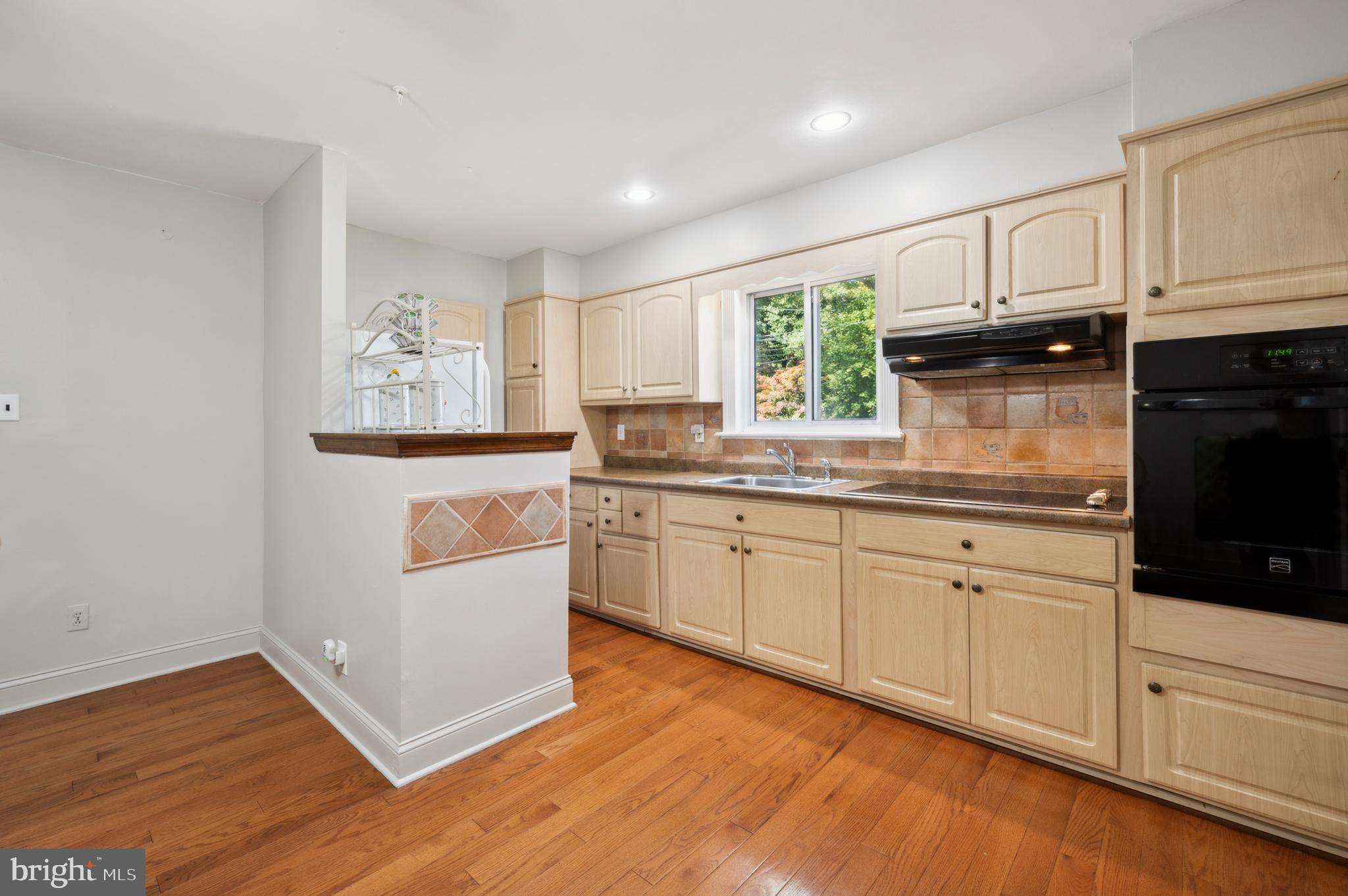 215 S Bishop Ave