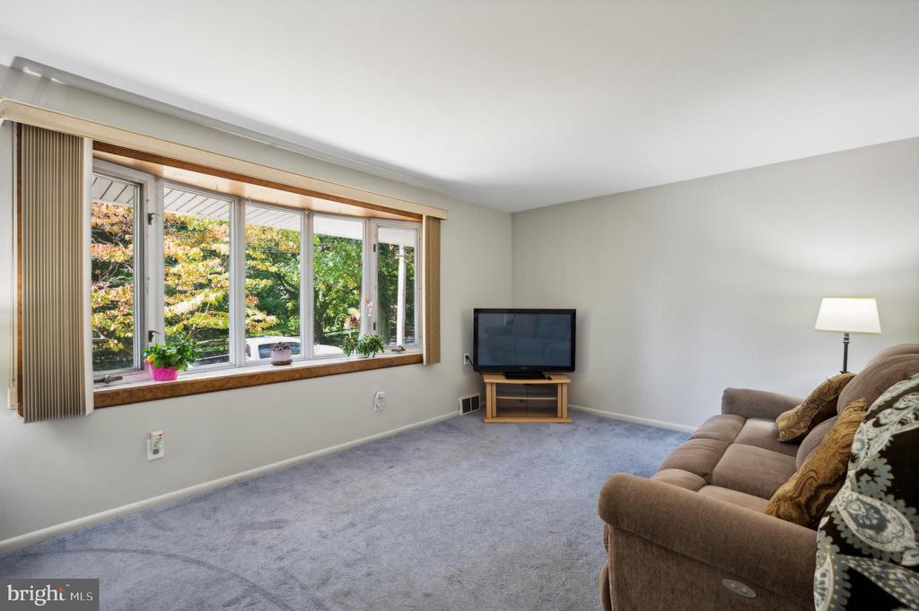 215 S Bishop Ave