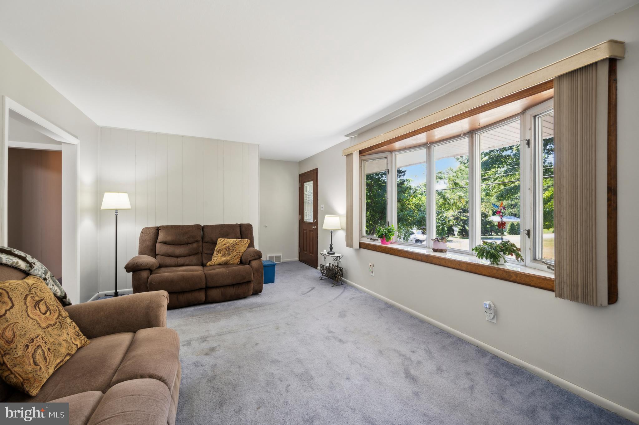215 S Bishop Ave