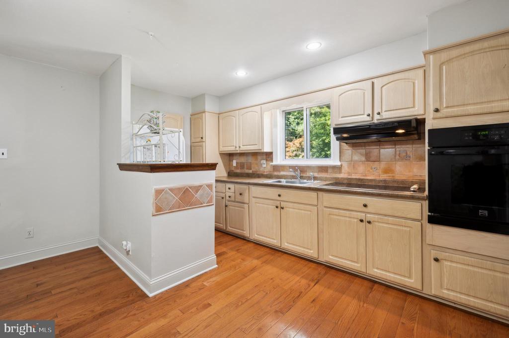 215 S Bishop Ave