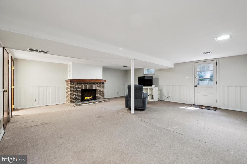215 S Bishop Ave