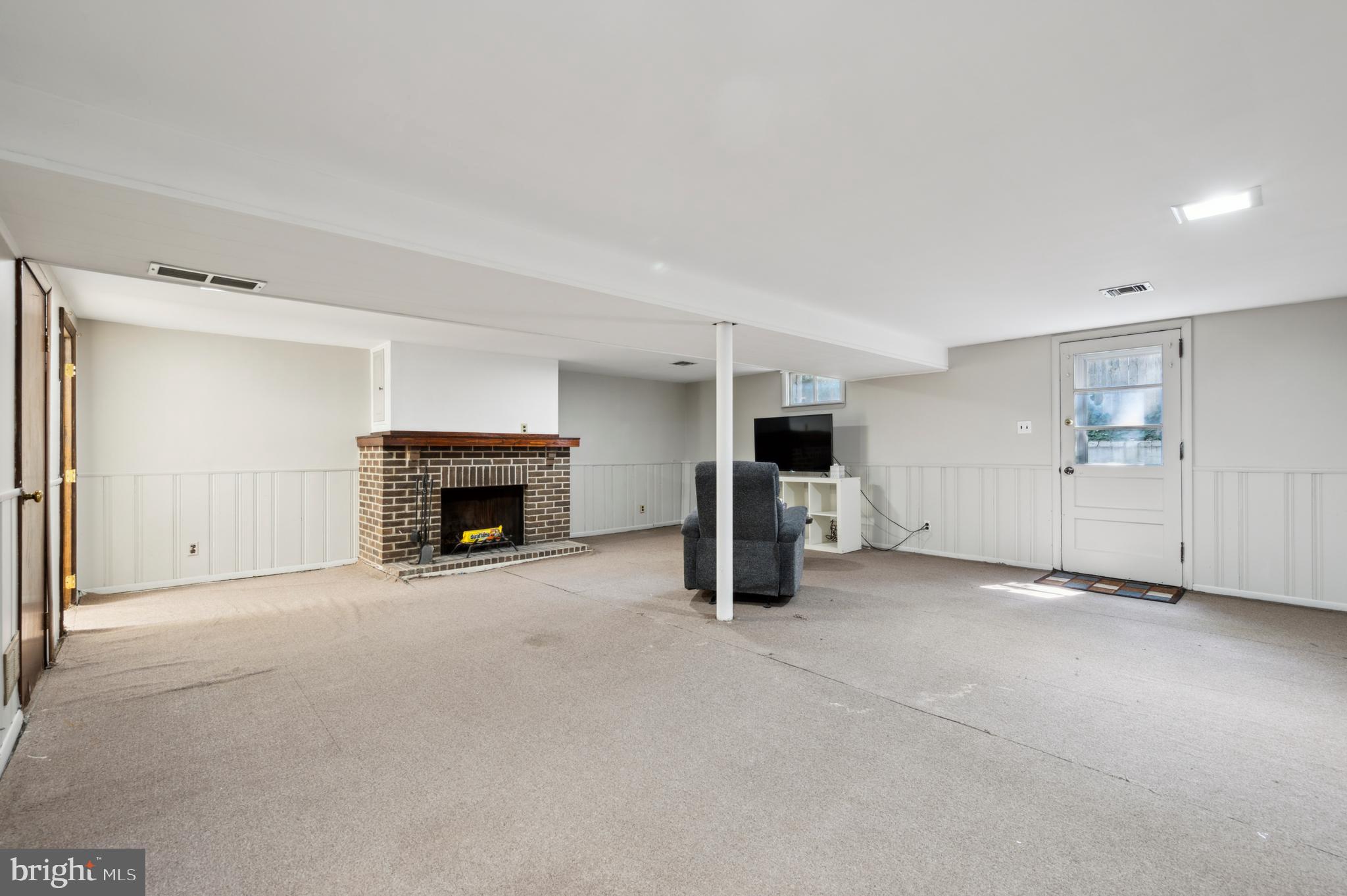 215 S Bishop Ave